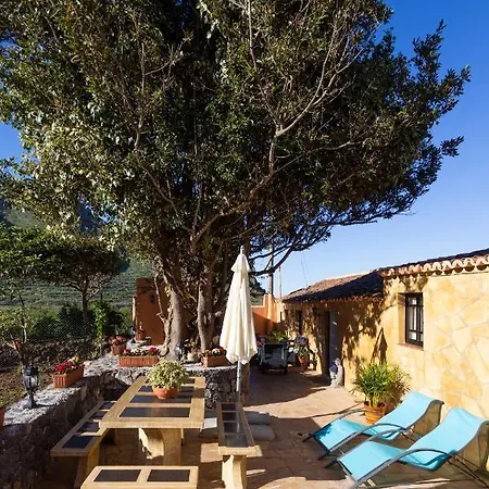 Home2book Rustic House El Palmar